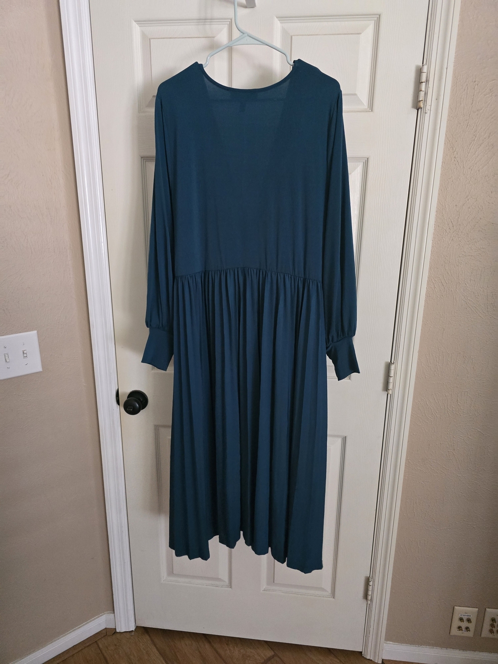 Eloquii Teal Long-Sleeve Twist-Waist Midi Dress - Picture 2 of 4